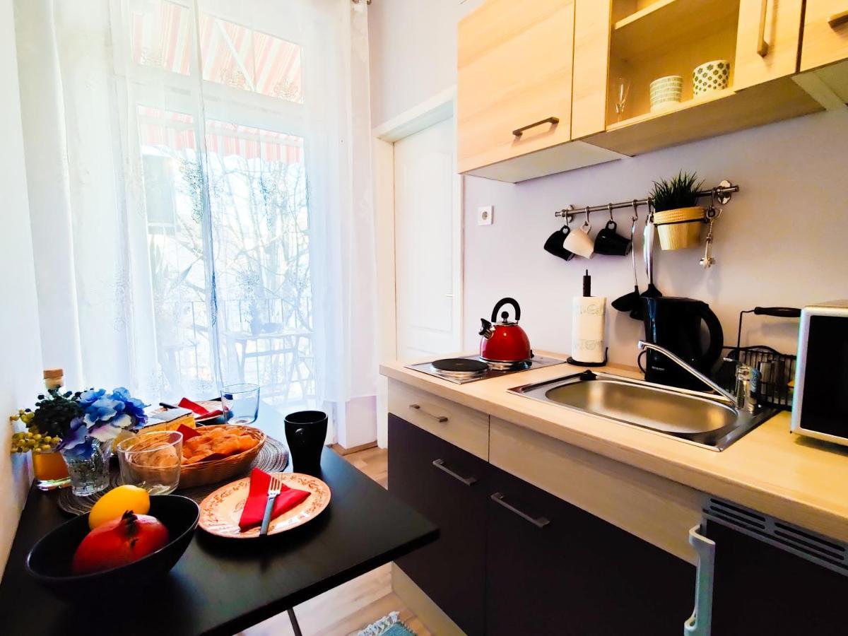 2 On Seven Appartement Zagreb Buitenkant foto