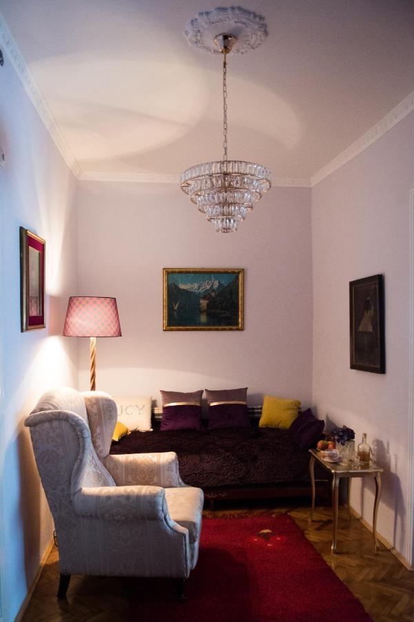 2 On Seven Appartement Zagreb Buitenkant foto